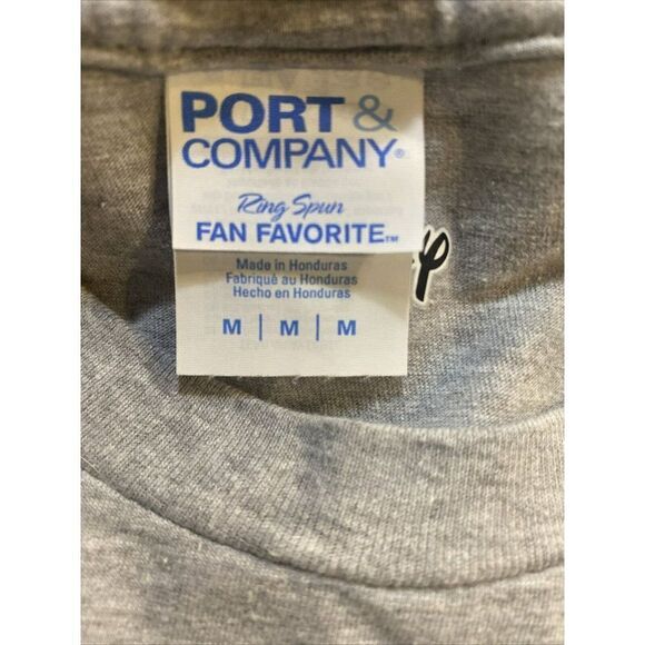 Port & Company Disney Gray T Shirt Mickey Minnie Donald Duck Daisy Goofy Size M - Picture 3 of 4